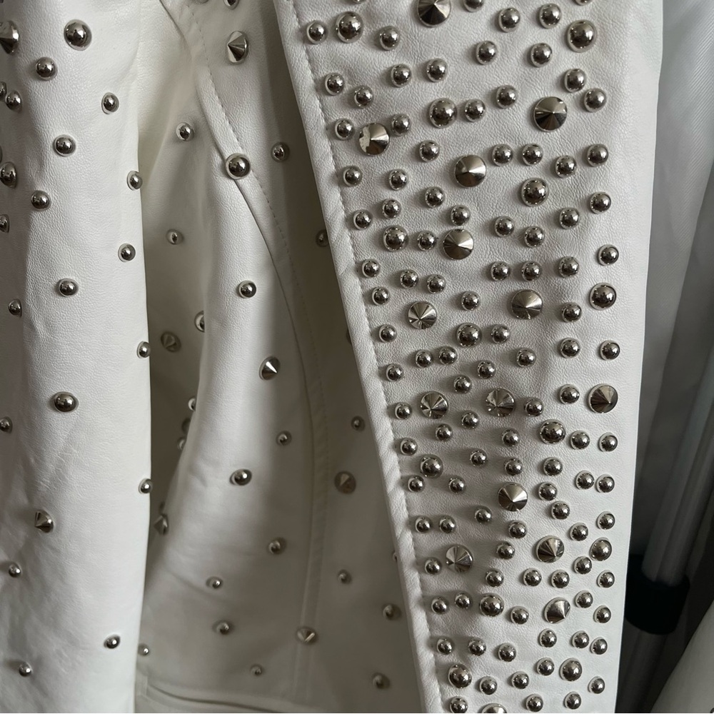 AKIRA White Studded Blazer - Picture 5 of 10